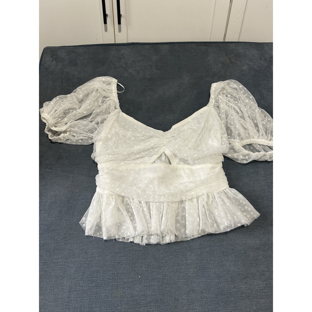 A. Calin By Flying Tomato White Puff Sleeve Top Size Large